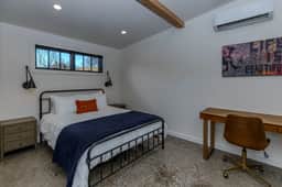 Half Street House - Image 3