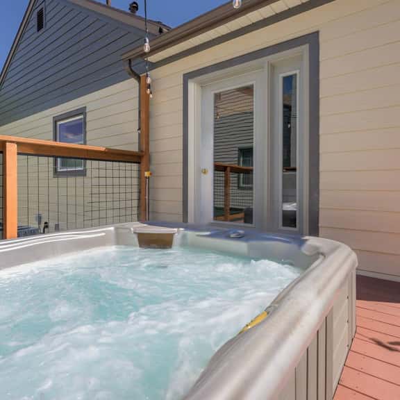 Black Diamond Bungalow - Image 1